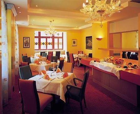 Hotel Am Kurpark Schonebeck  Restaurant photo